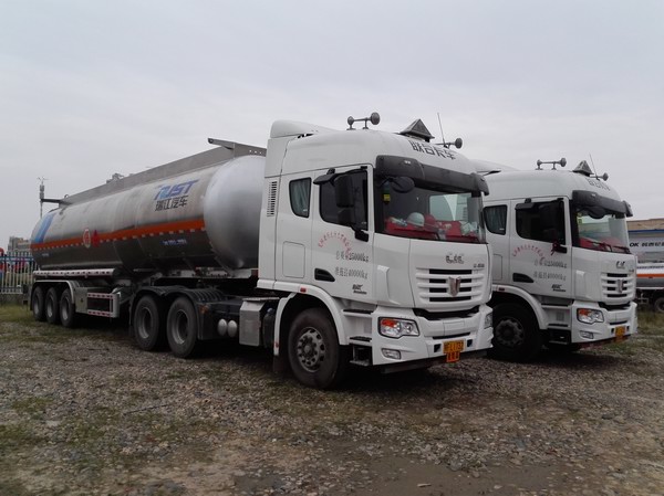 公司?；愤\(yùn)輸類別及車輛展示